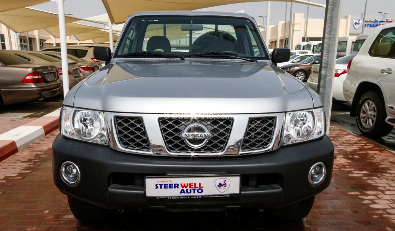 نيسان باترول بيك آب