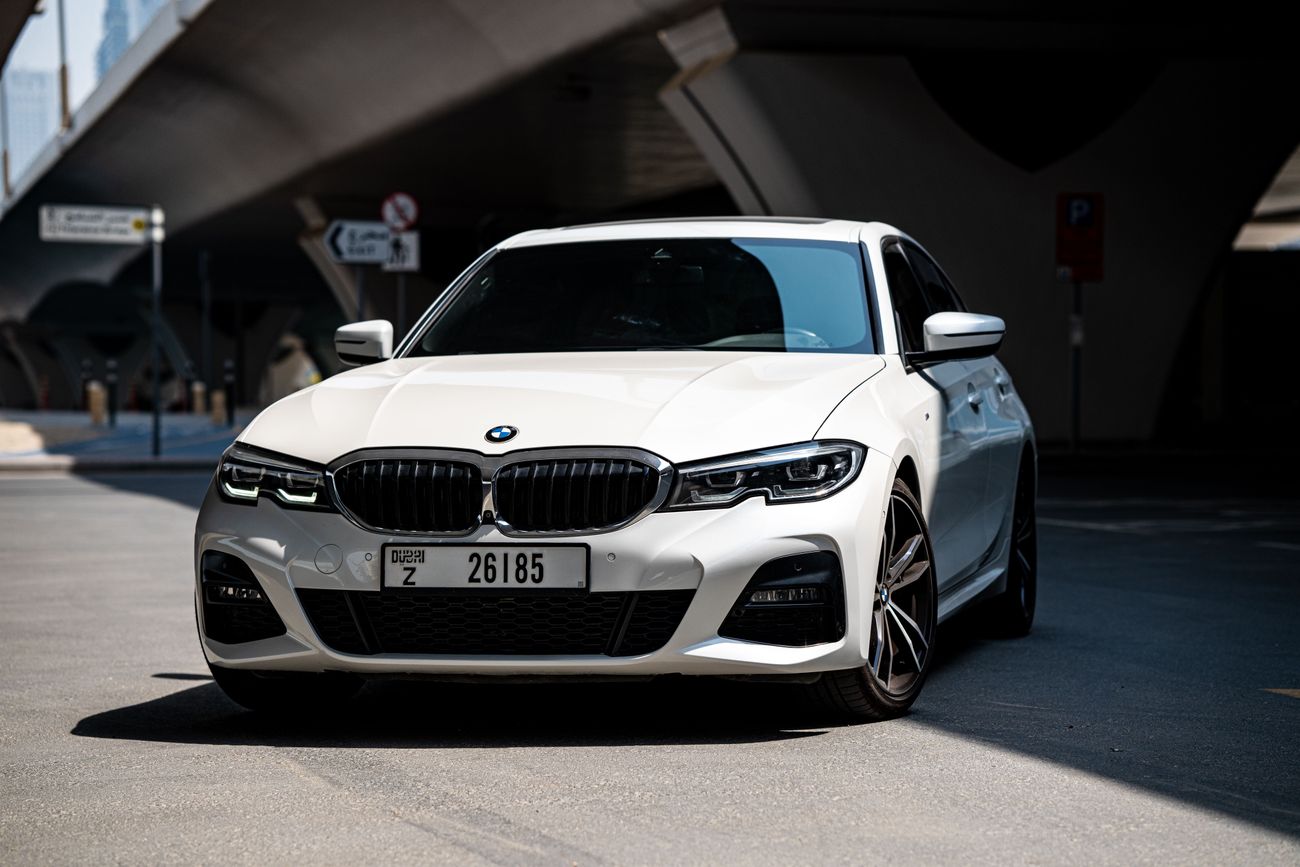 BMW 330i 330i M Kit