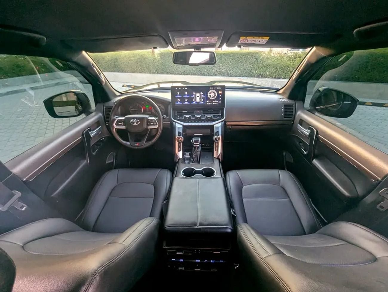 Toyota Land Cruiser GXR FACELIFTED WITH INTERIOR AND EXTERIOR V6 4.0L Excellent Condition
