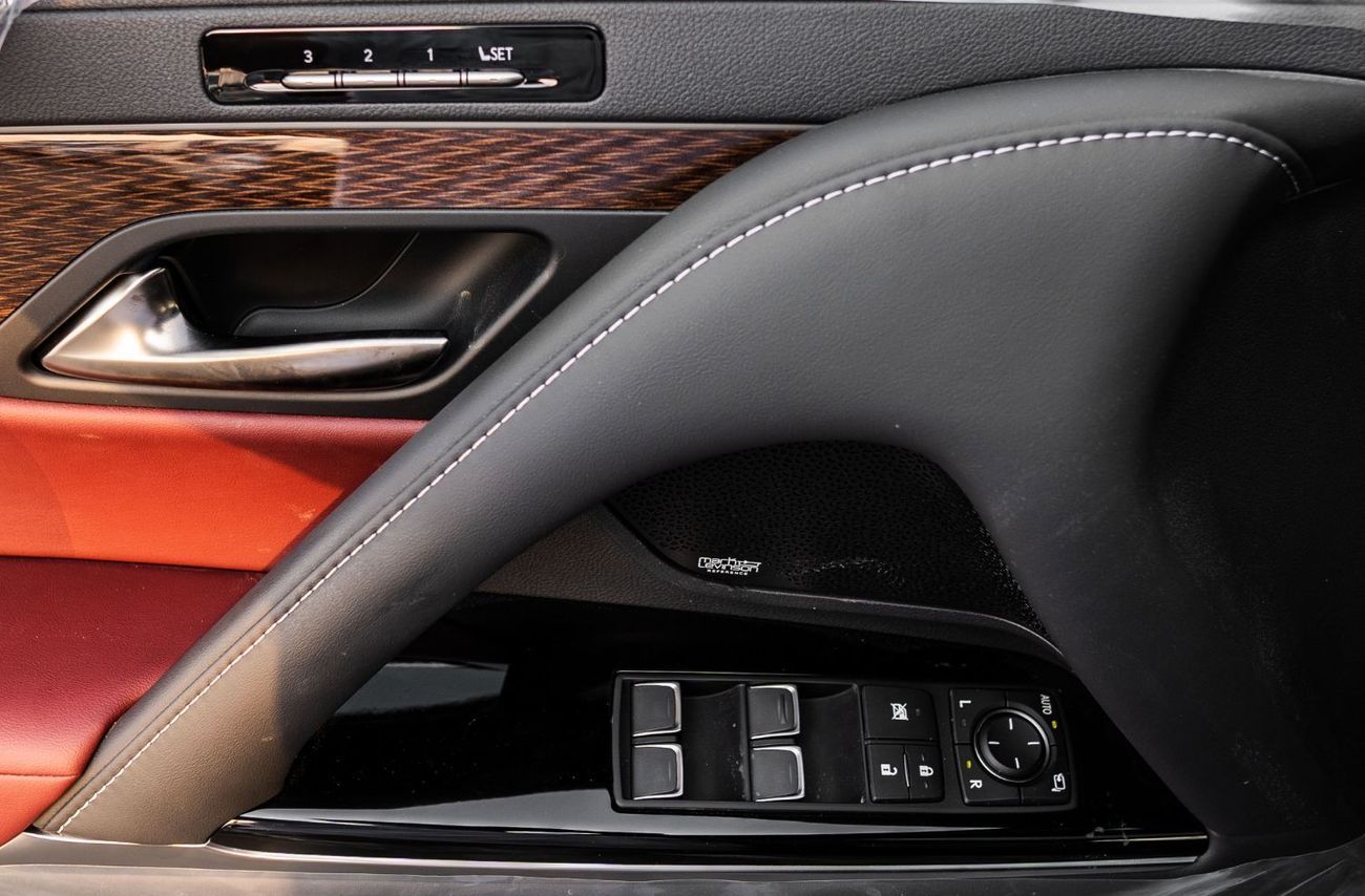 Lexus LX 600 2025 Lexus LX600 Turbo Sport 3.5L AT Petrol (Black)