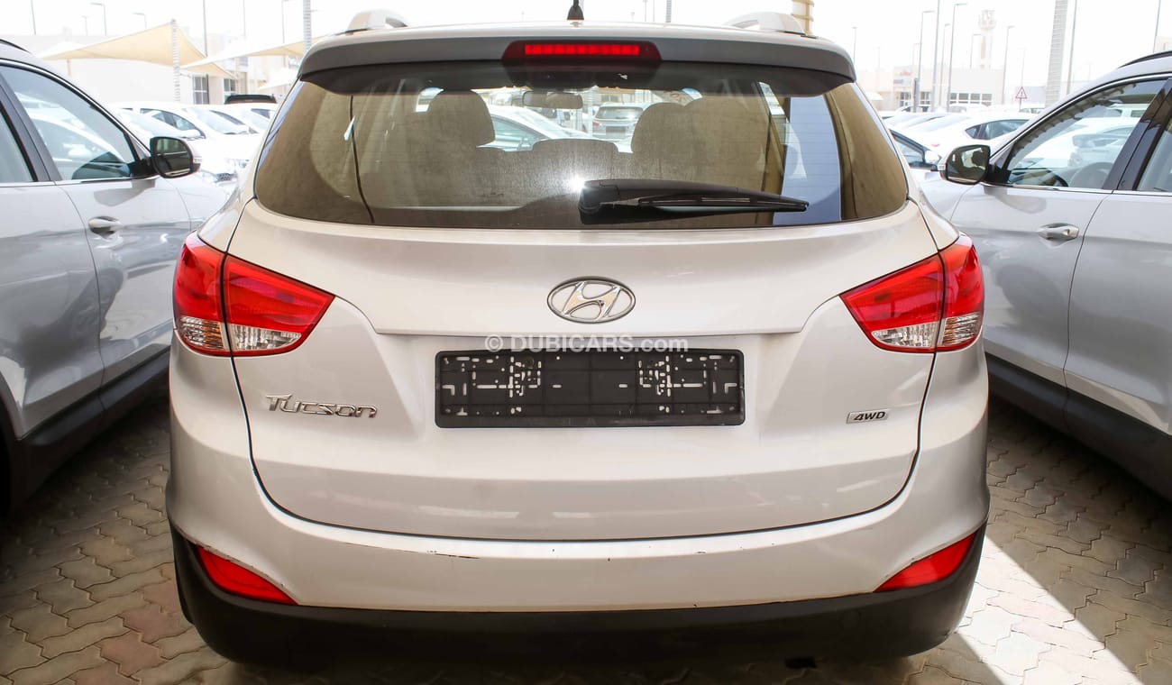 هيونداي توسون هيونداى توسان 2015 4WD    خليجي