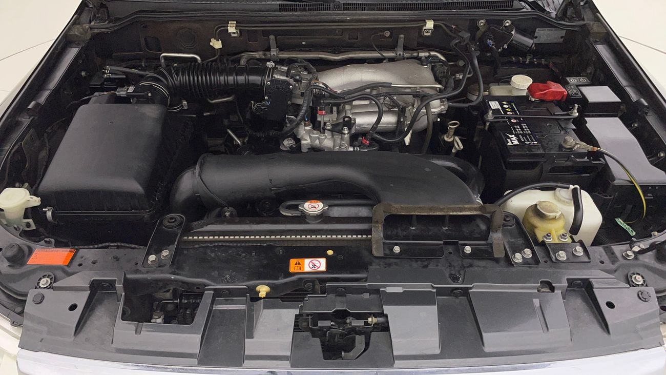 ميتسوبيشي باجيرو GLS MIDLINE 3.5 | بدون دفعة مقدمة | اختبار القيادة في المنزل