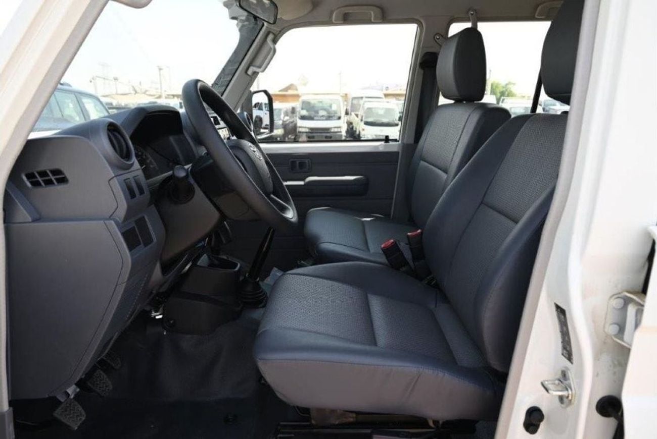 Toyota Land Cruiser 70 2024 MODEL TOYOTA LAND CRUISER 76 HARDTOP V6 4.2L DIESEL 4WD 9-SEATER MT