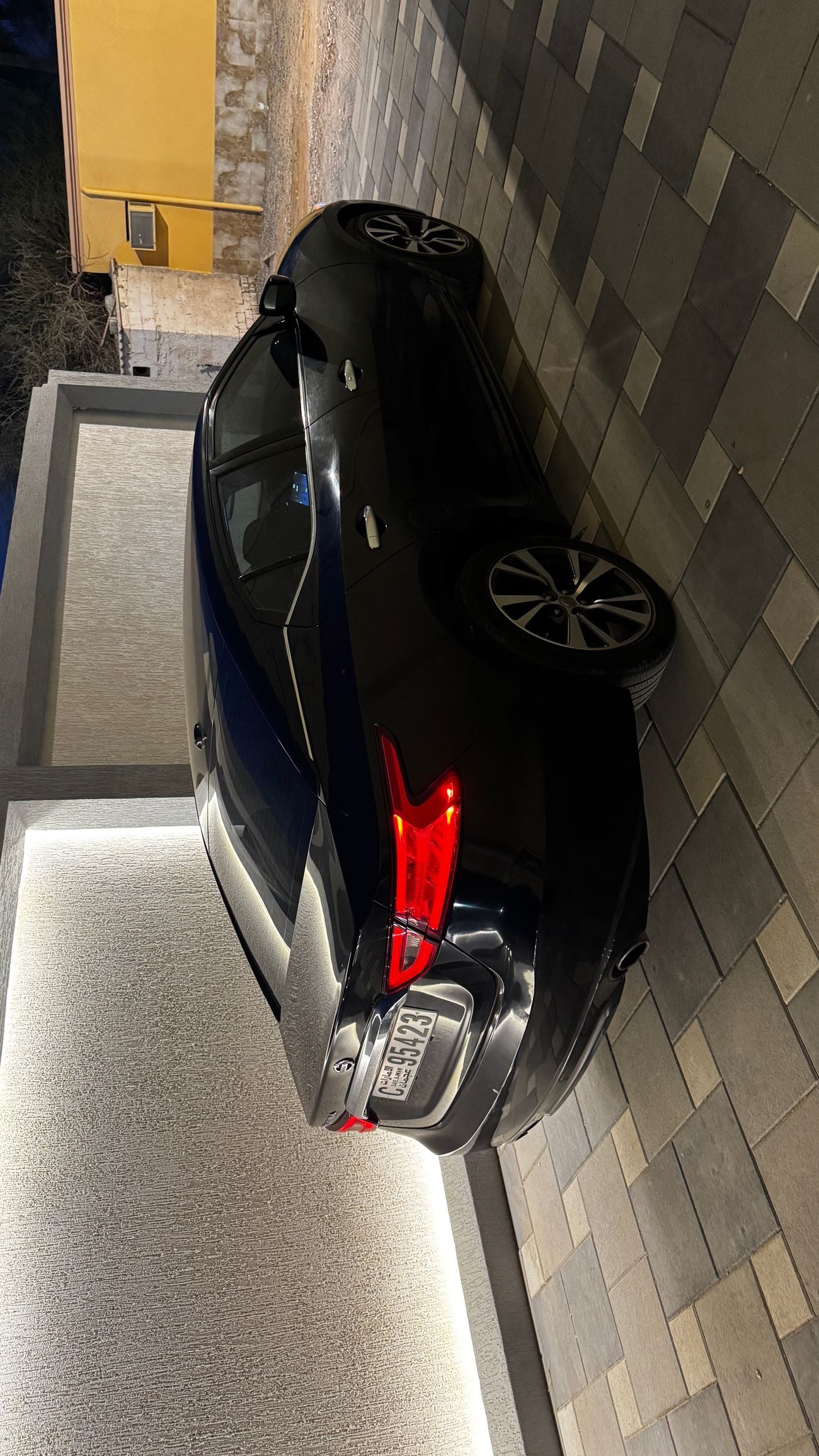 نيسان ماكسيما