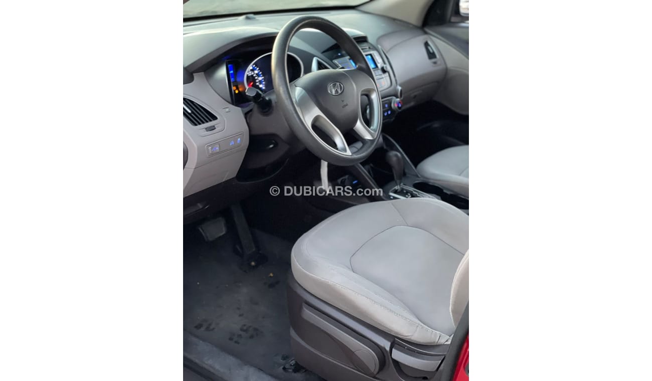 Hyundai Tucson 2013 HYUNDAI TUCSON 2.4L / MID OPTION