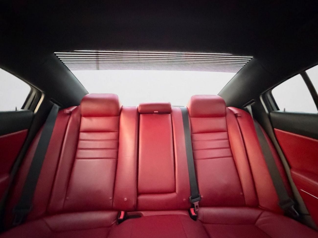 Dodge Charger SXT DODGE CHARGER SXT | 3.6L V6 | 2014 | GCC SPECS