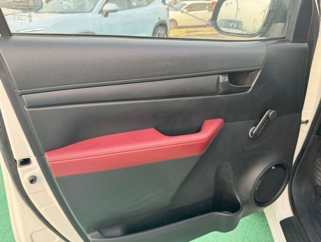 Toyota Hilux NEW 2025 TOYOTA HILUX 2.7L DC 4WD PICKUP PETROL ZERO KM