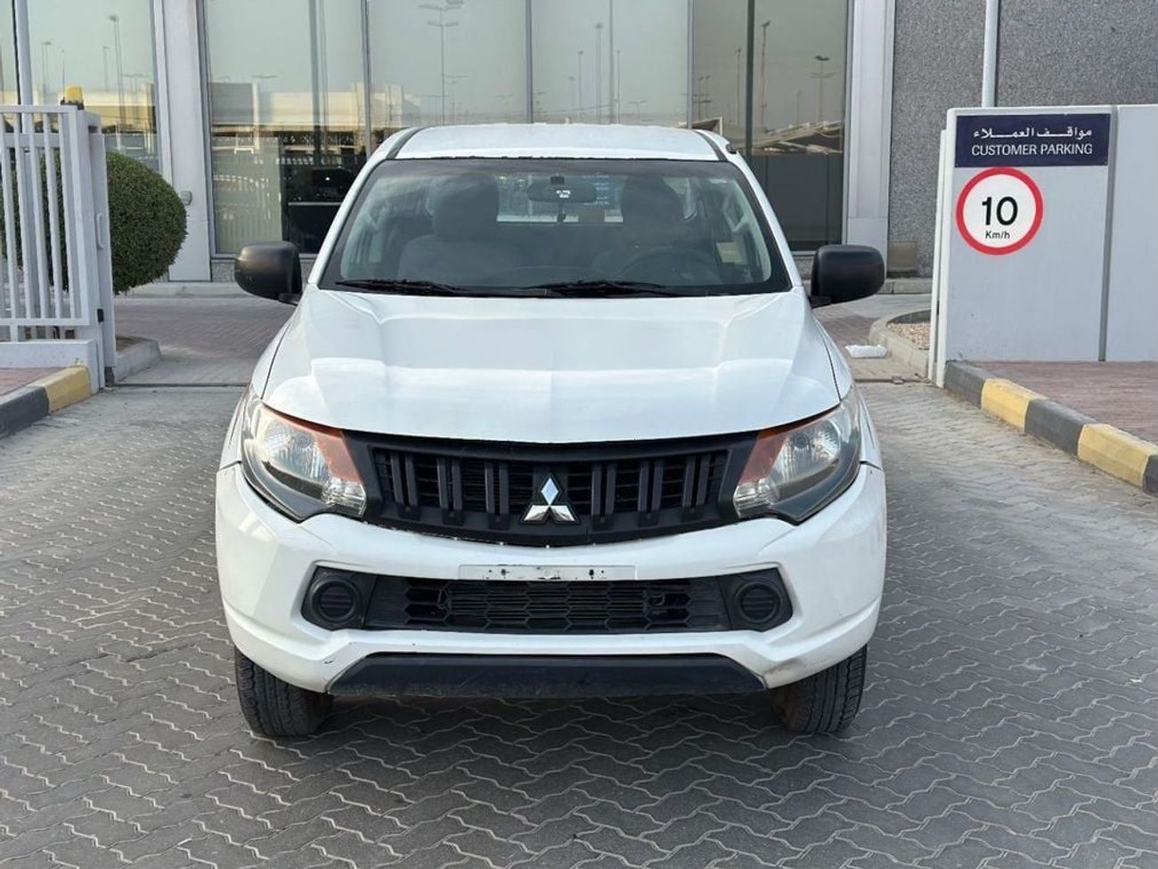 Mitsubishi L200 GLX 2.4L