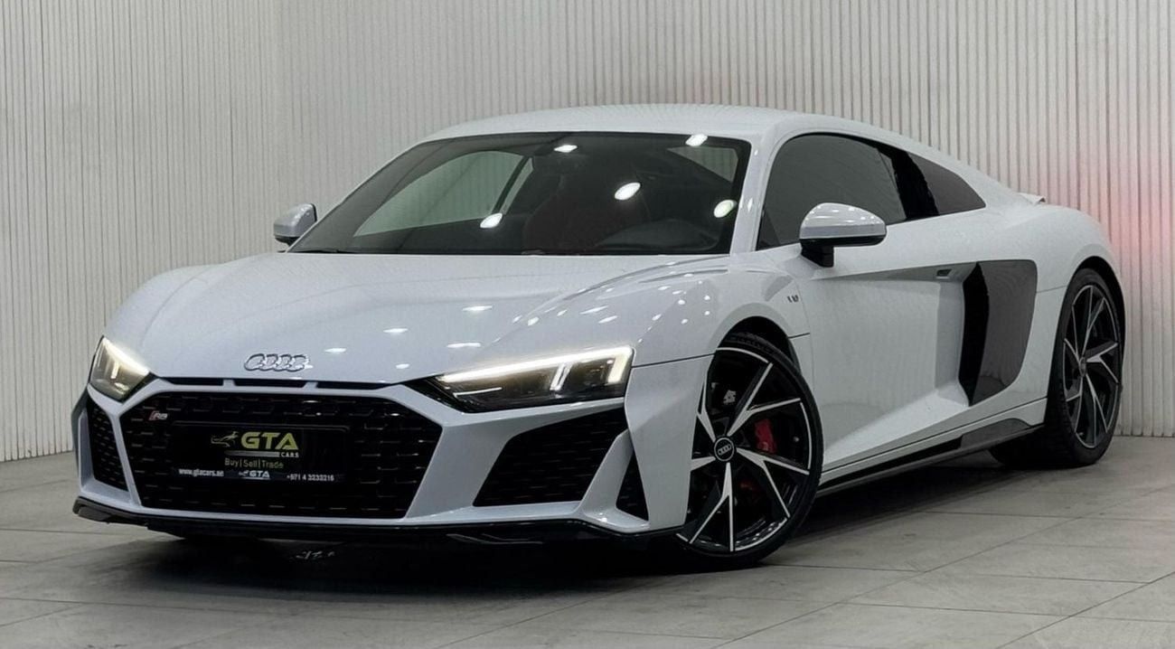 أودي R8 Std 5.2L (533 HP) 2021 Audi R8 V10, 2026 Audi Warranty, Audi Service Pack, Very Low Kms, GCC