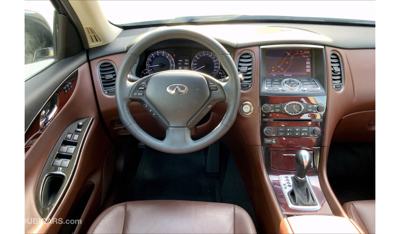 إنفينيتي QX50 Luxury