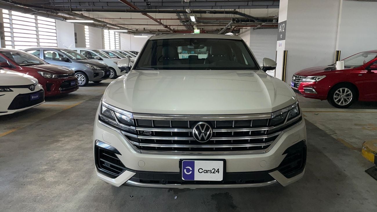 Volkswagen Touareg R-LINE 2023 R LINE | AED 2469/Month | 0 DP | 30 Day Return | Warranty | Service History