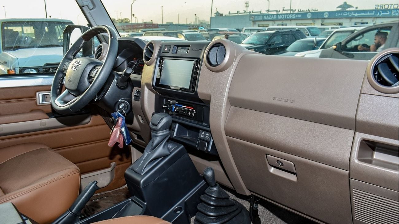 Toyota Land Cruiser 70 4.0L V6  A/T