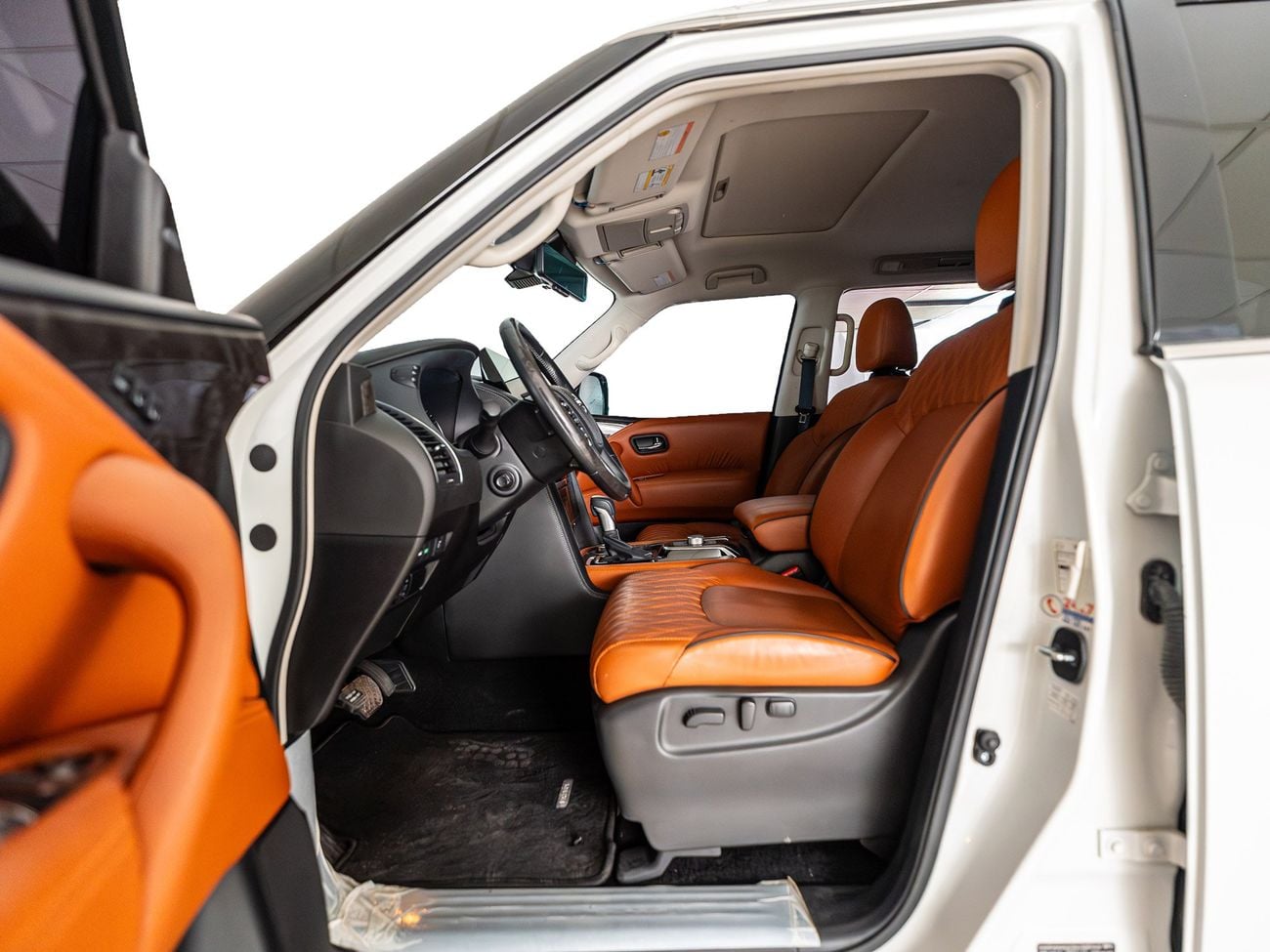 Nissan Patrol LE Platinum City 5.6L LE PLATINUM CITY 5.6