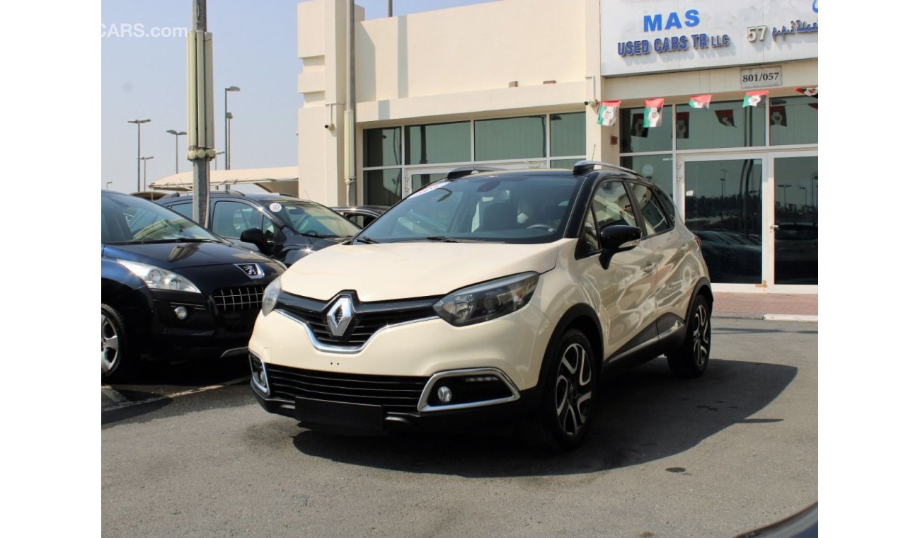 Renault Captur LE ACCIDENTS FREE - GCC - 1200 CC + TURBO - CAR IS IN PERFECT CONDITION INSIDE OUT