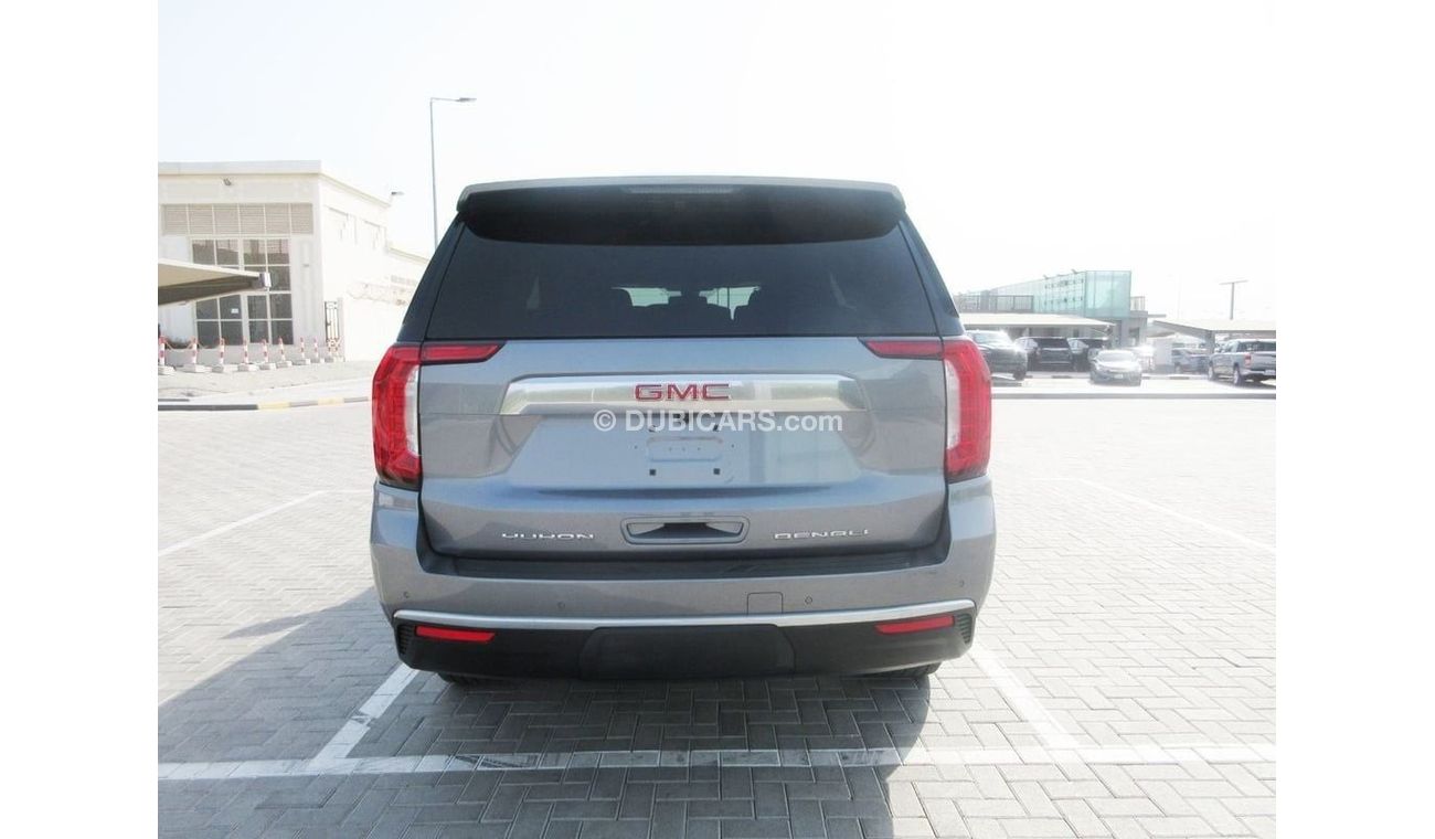 GMC Yukon GMC Denali ( Diesel ) - 2022- Silver
