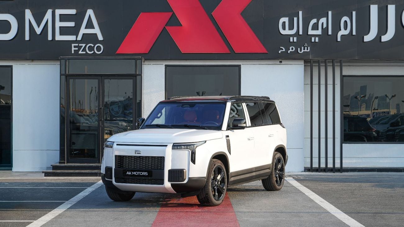 روكس 01 VIP 6 Seaters With Kitchen White 2025MY Export Price