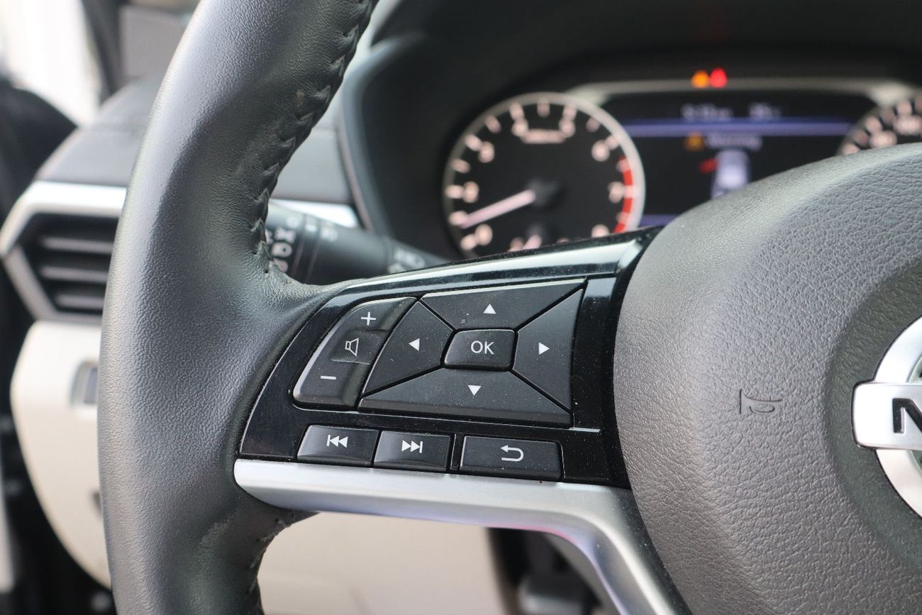 Nissan Altima SV 2.5L