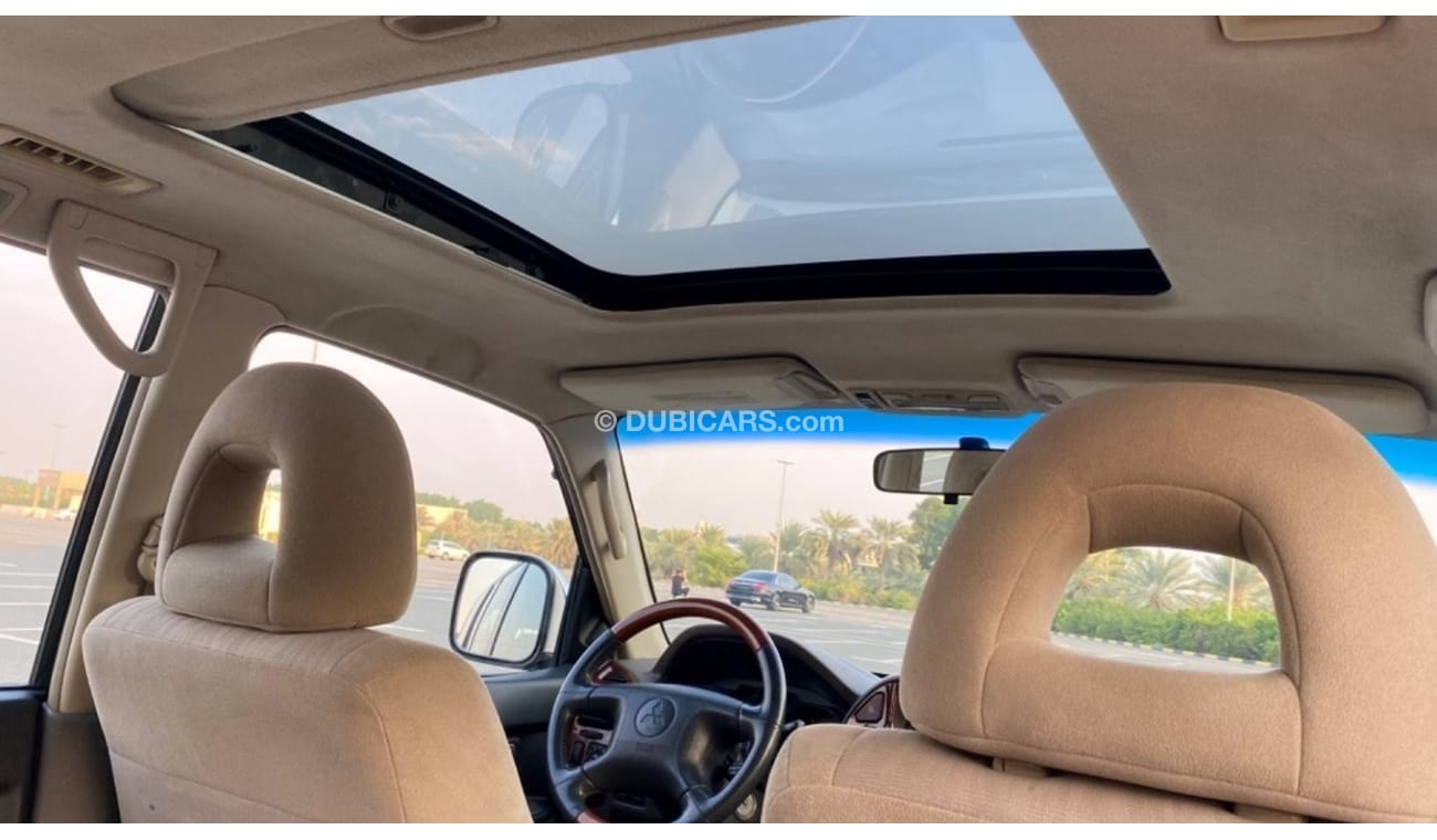 Mitsubishi Pajero Full option