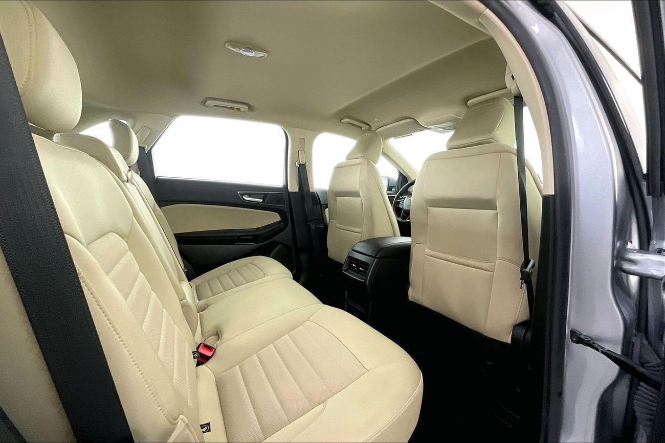 فورد إدج SE | National Day Celebration | شامل الضمان | 0 ﺪﻔﻋﺓ ﺃﻮﻟﻯ