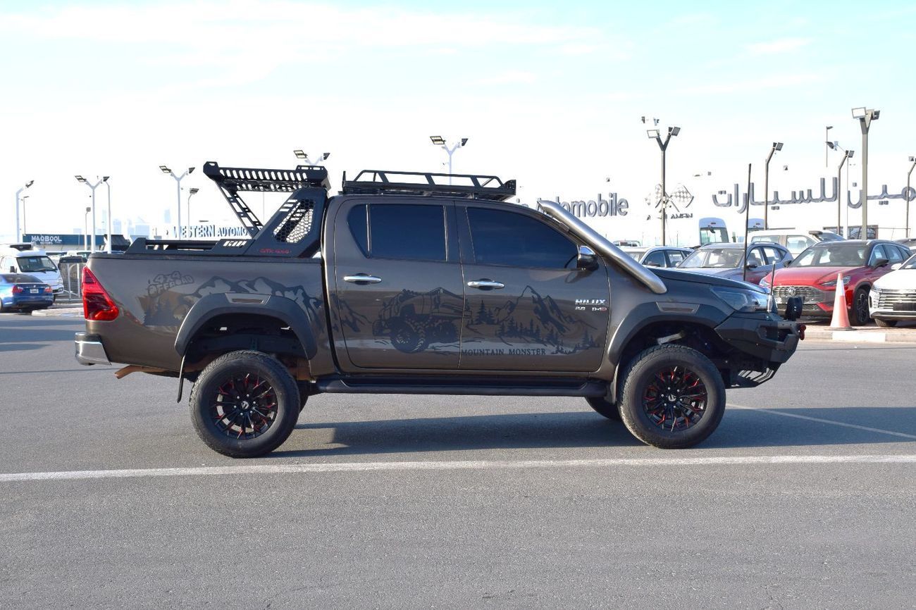 Toyota Hilux 4X4 (2.8L) DIESEL RIGHT HAND