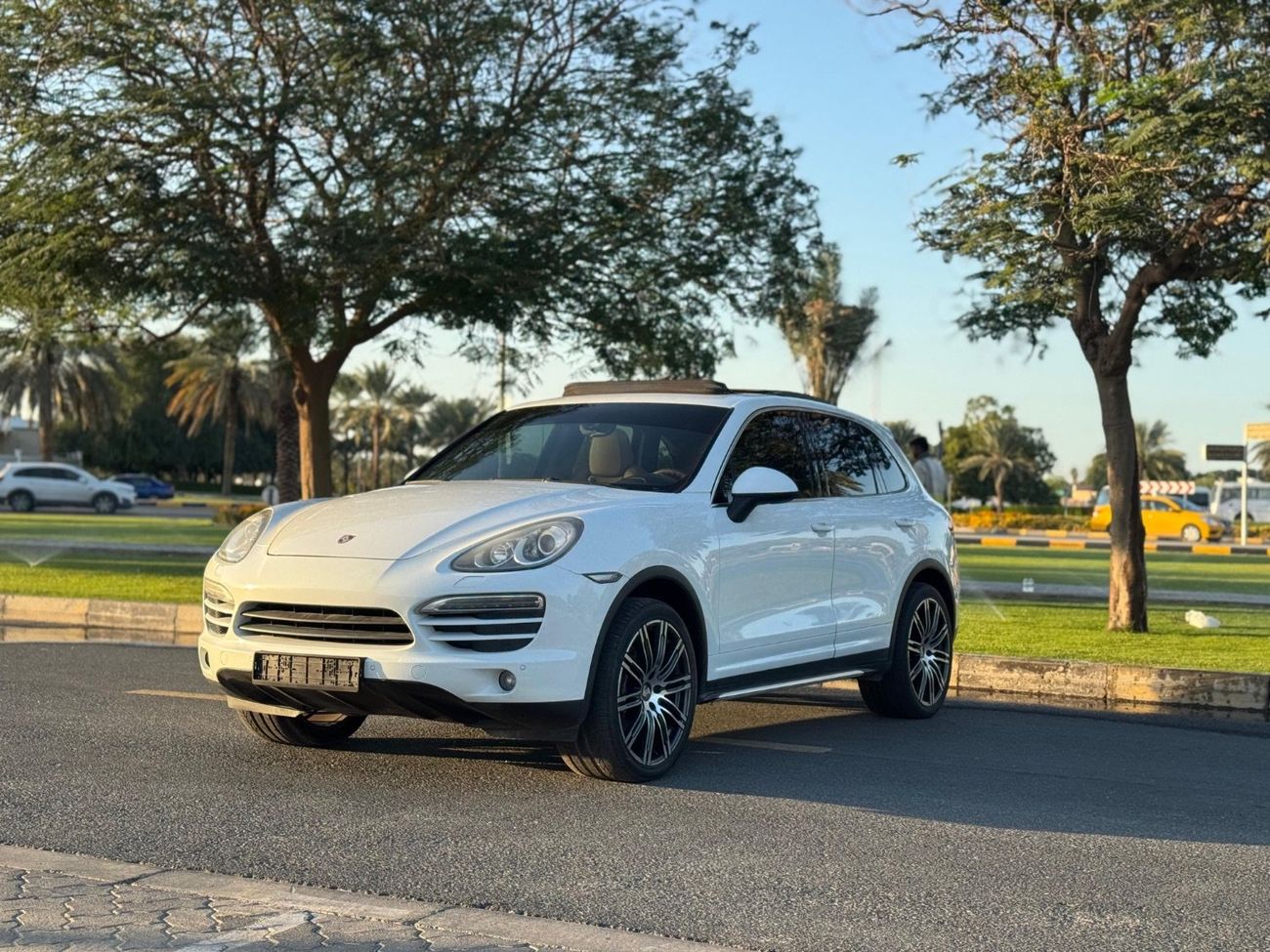 Porsche Cayenne Std 3.6L