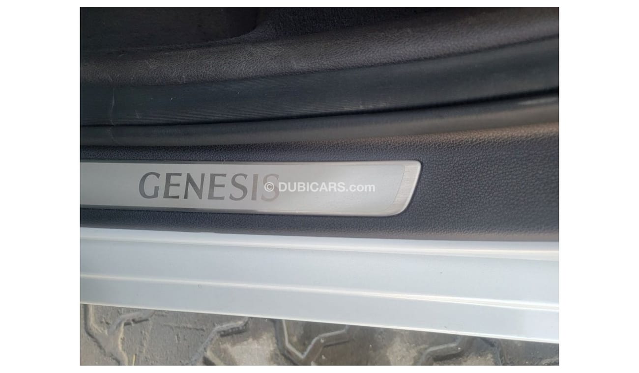 Hyundai Genesis Platinum