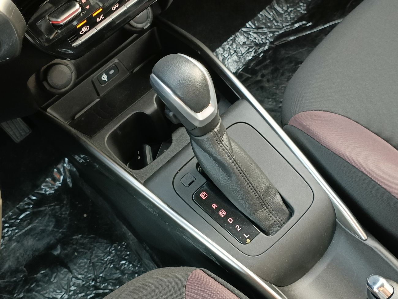 Suzuki Fronx G24 ,GLX, 1.5L PETROL, V4,  DVD, "4" CAMERAS, 2WD (CODE #  67853)