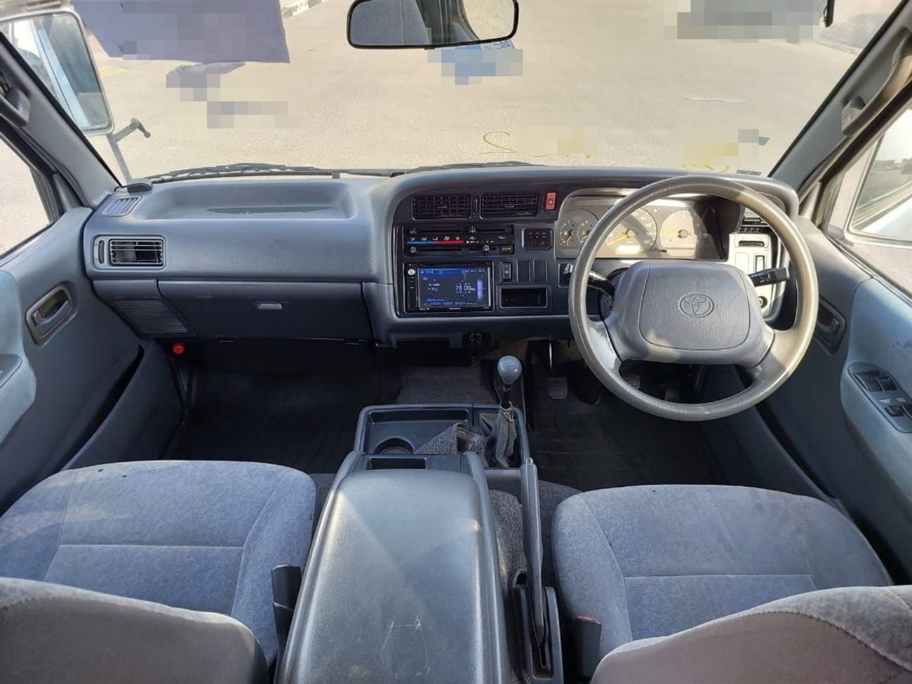 Toyota Hiace TOYOTA HIACE VAN RHD 2002 MODEL 2.4 L PETROL MANUAL(PM01410)