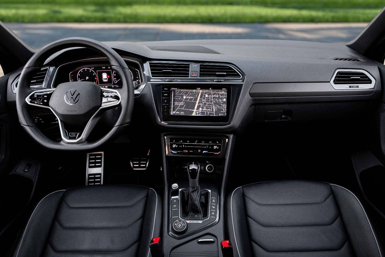 Volkswagen Tiguan R LINE | 2,742 P.M  | 0% Downpayment | Agency Warranty!