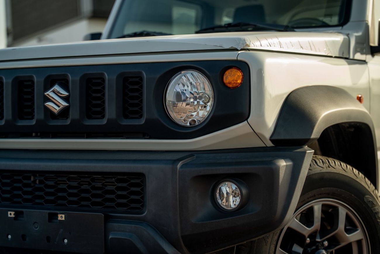 Suzuki Jimny 1.5L GL (M/T) GCC Brand New for Local Registration