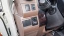 Toyota Land Cruiser Pick Up 4LX 4.OL V6 A/T