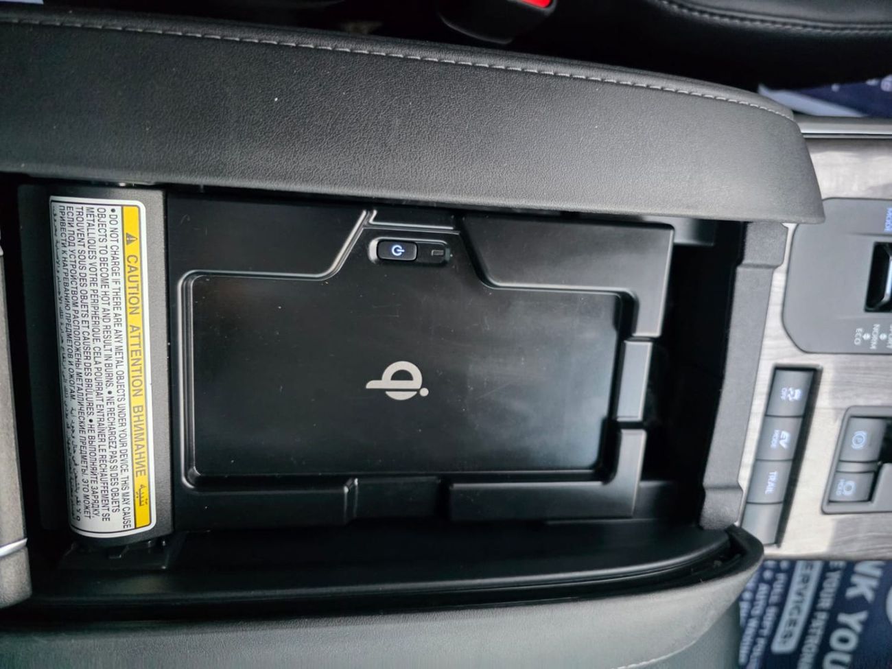 تويوتا هايلاندر 2.5L Hybrid Platinum