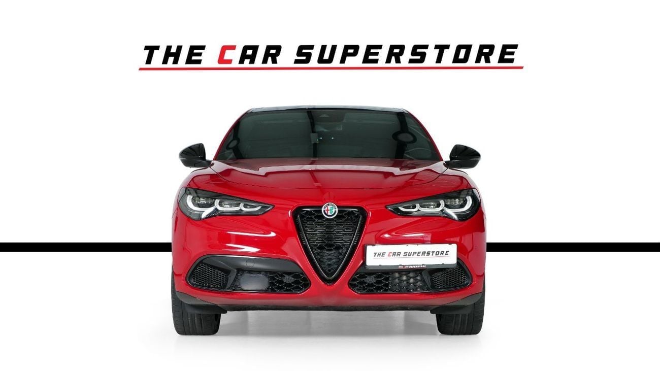 ألفا روميو ستيلفيو فيلوتشي GCC-1 Owner-Low Mileage-Gargash Warranty & Service Contract Until 2029