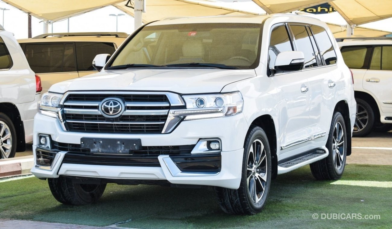 Toyota Land Cruiser GXR V6  With 2020 Body Kit Of VXR V8 5.7