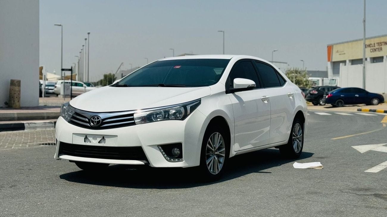 Toyota Corolla SE+ TOYOTA COROLLA MODEL 2014 GCC SPACE 1.6 VERY CLEAN CAR