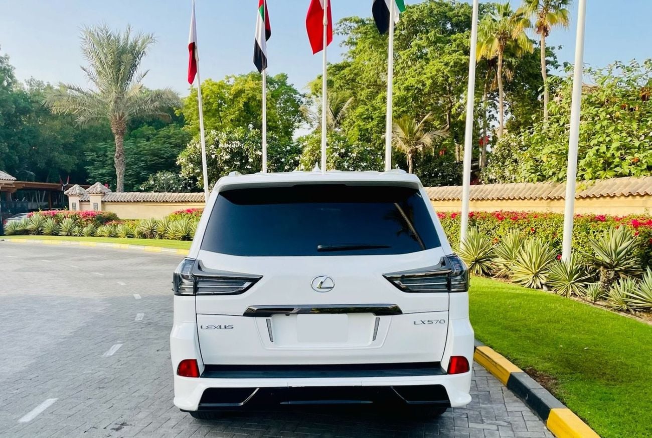 Lexus LX570 SIGNATURE