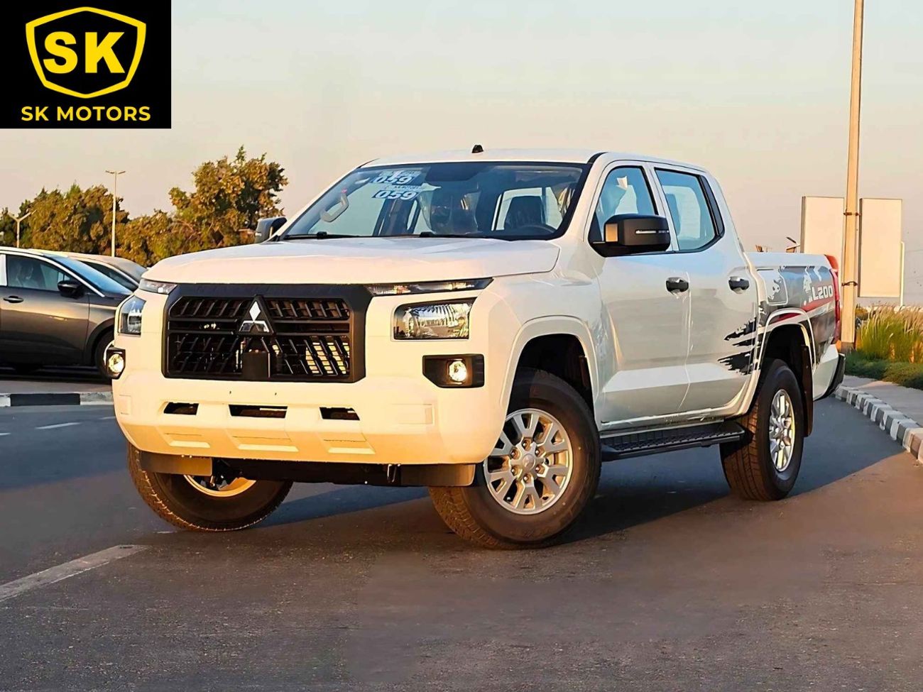 Mitsubishi L200 GLX / DOUBLE CABIN / 2.4L PETROL / MT / ONLY FOR EXPORT(CODE # 68090)