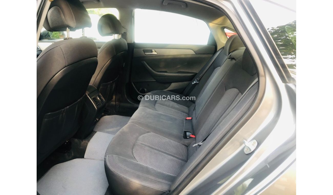 Hyundai Sonata SE Model 2017 GCC CAR PERFECT CONDITION INSIDE AND OUTSIDE FULL ELECTRIC CONTROL STEERING CONTROL