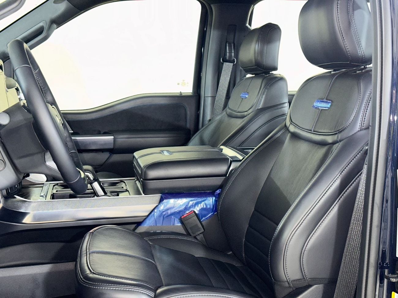 فورد F 150 PLATINUM /1825 /AL TAYER MOTORS/AL QOUZ SHOWROOM