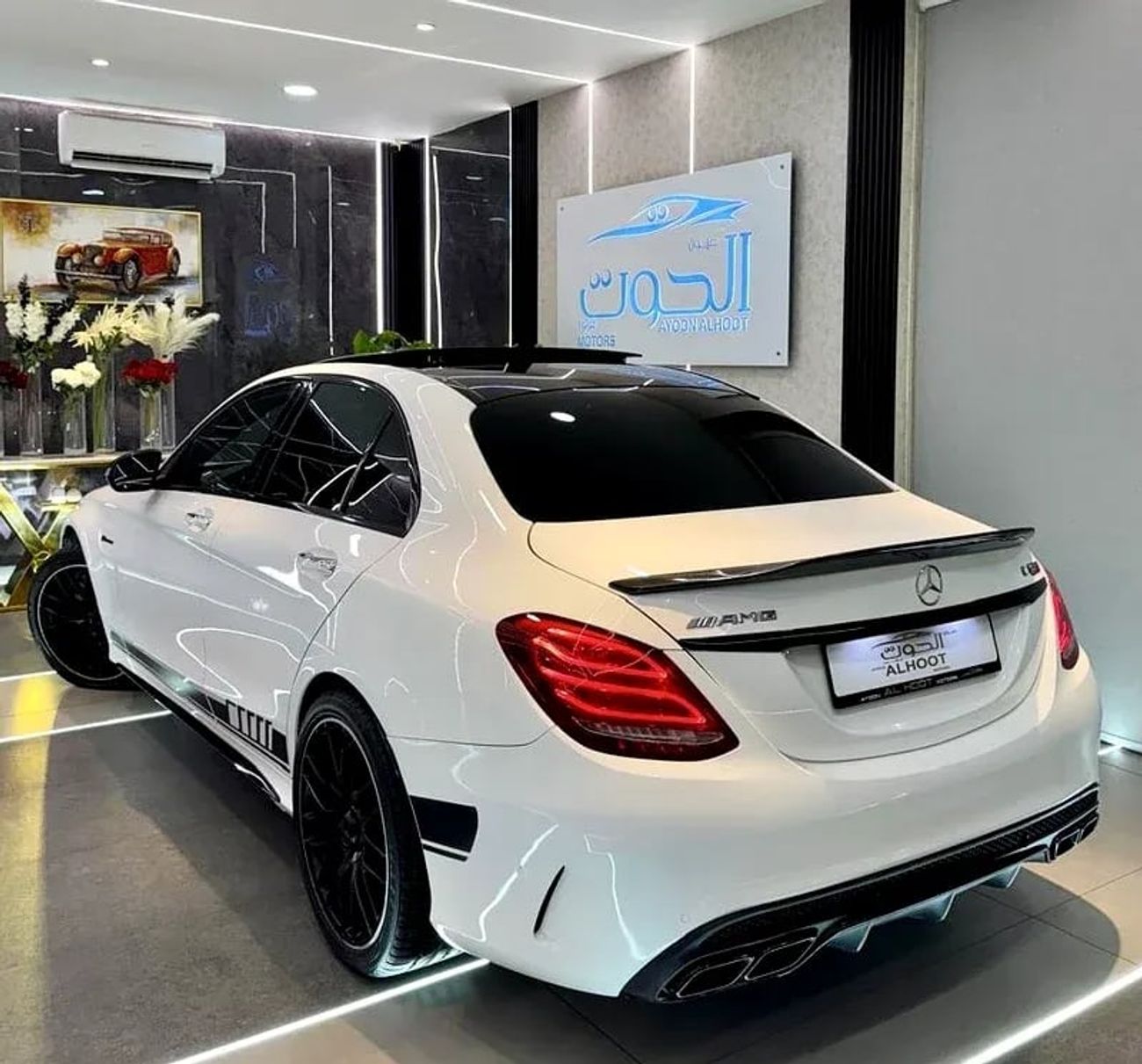 Mercedes-Benz C 63S AMG Std 4.0L Sedan