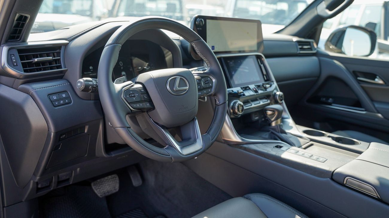 Lexus LX600 LEXUS LX600 OVERTRAIL 3.5 PETROL 2025