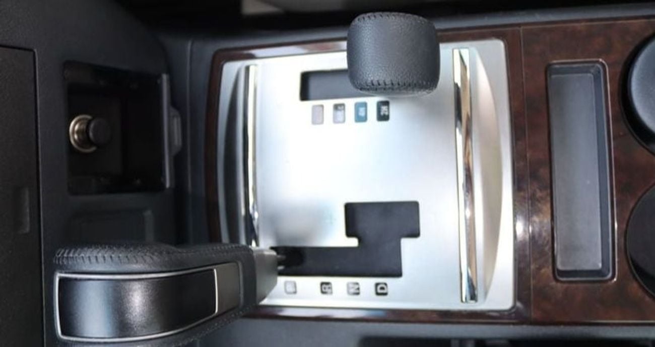 Mitsubishi Pajero GLS Mid 3.5L (186 HP) Mitsubishi Pajero  2020 - GCC - Accident-Free - 3.8L - (6)V - 7 Seats - Excell