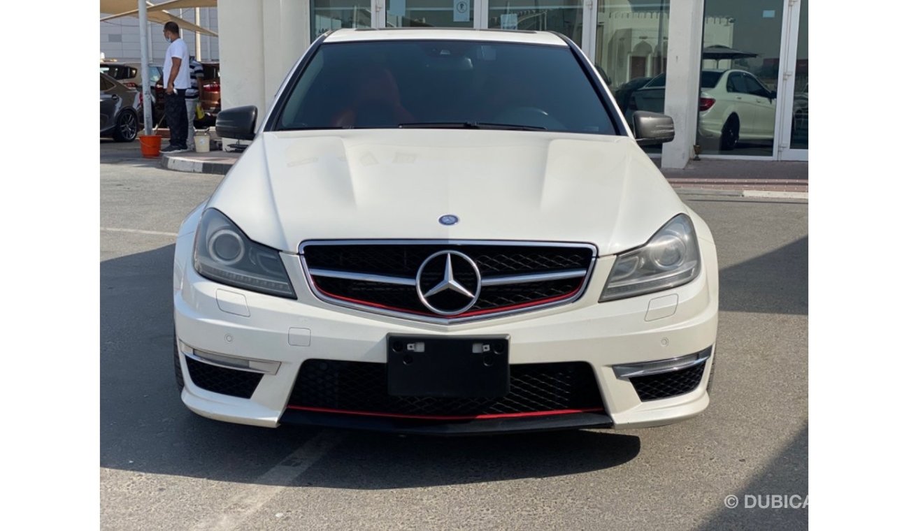 Mercedes-Benz C 63 AMG MERCEDES BENZ AMG C63