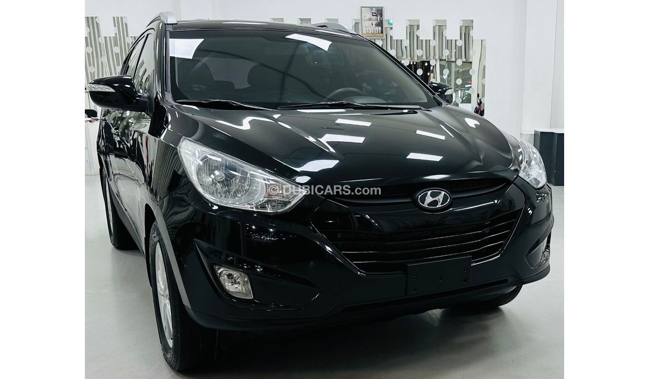 هيونداي توسون GCC .. Good condition .. 4Cyl .. GL .. 2,0 L