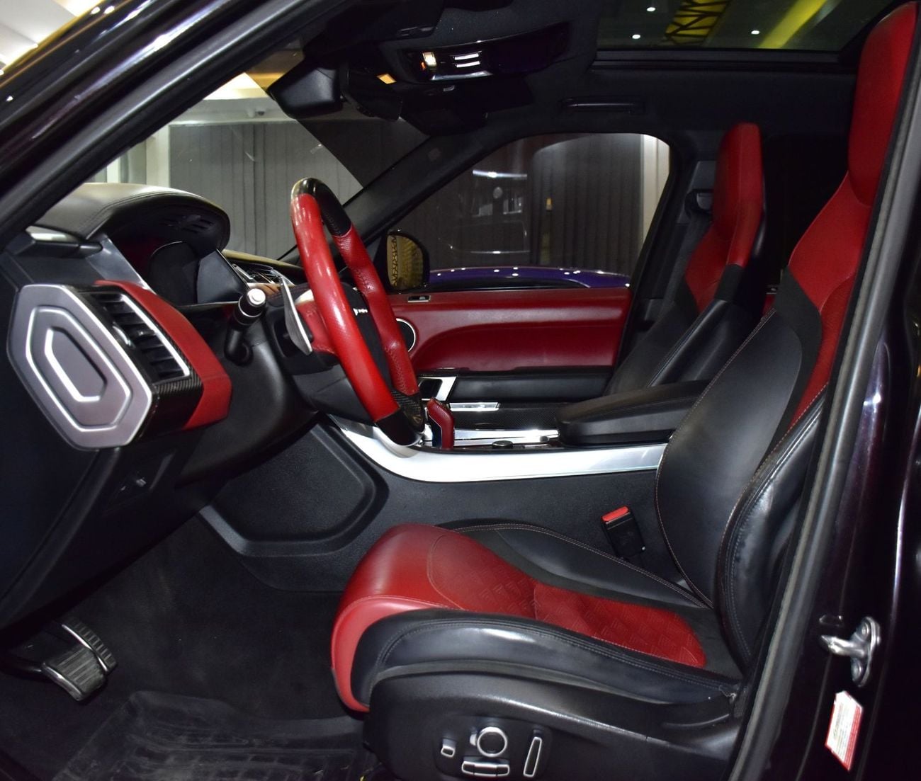 Land Rover Range Rover Sport EXCELLENT DEAL for our Land Rover Range Rover SVR ( 2020 Model ) in Purple Color American Specs