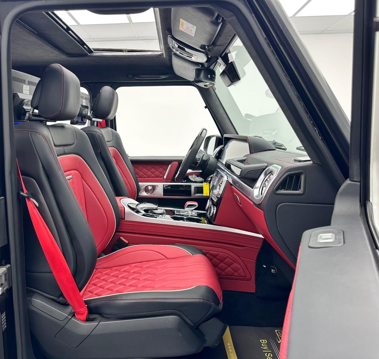 Mercedes-Benz G 63 AMG Std 5.5L 2017 Mercedes-Benz G63 AMG, Full Service History, Excellent Condition, GCC