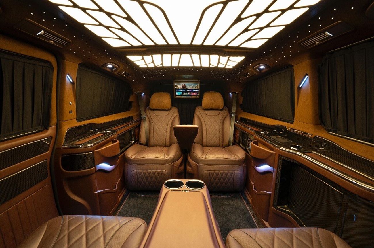 Mercedes-Benz V 250 2022 VVIP MERCEDES GCC V250 With Extra AC - Warranty by Vline Design