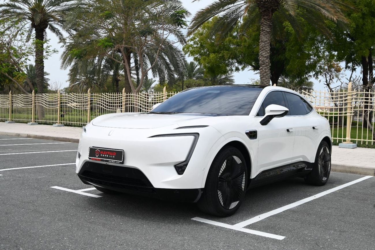 أفاتر 11 Luxury RWD