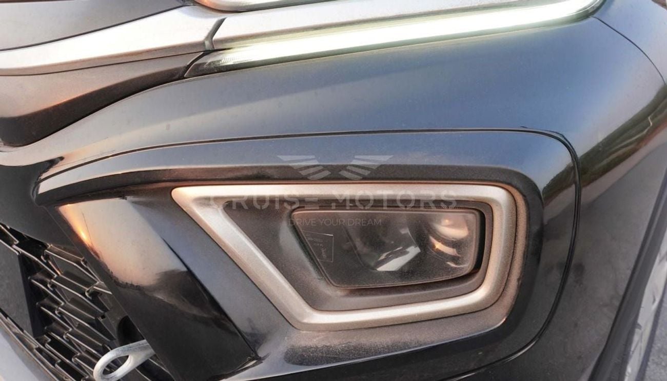 تويوتا أوربان كروزر Urban Cruiser GLX . 1.5 . Automatic . Petrol . SUV/Crossover . Front Wheel Drive . 5 Seats . 5 Doors