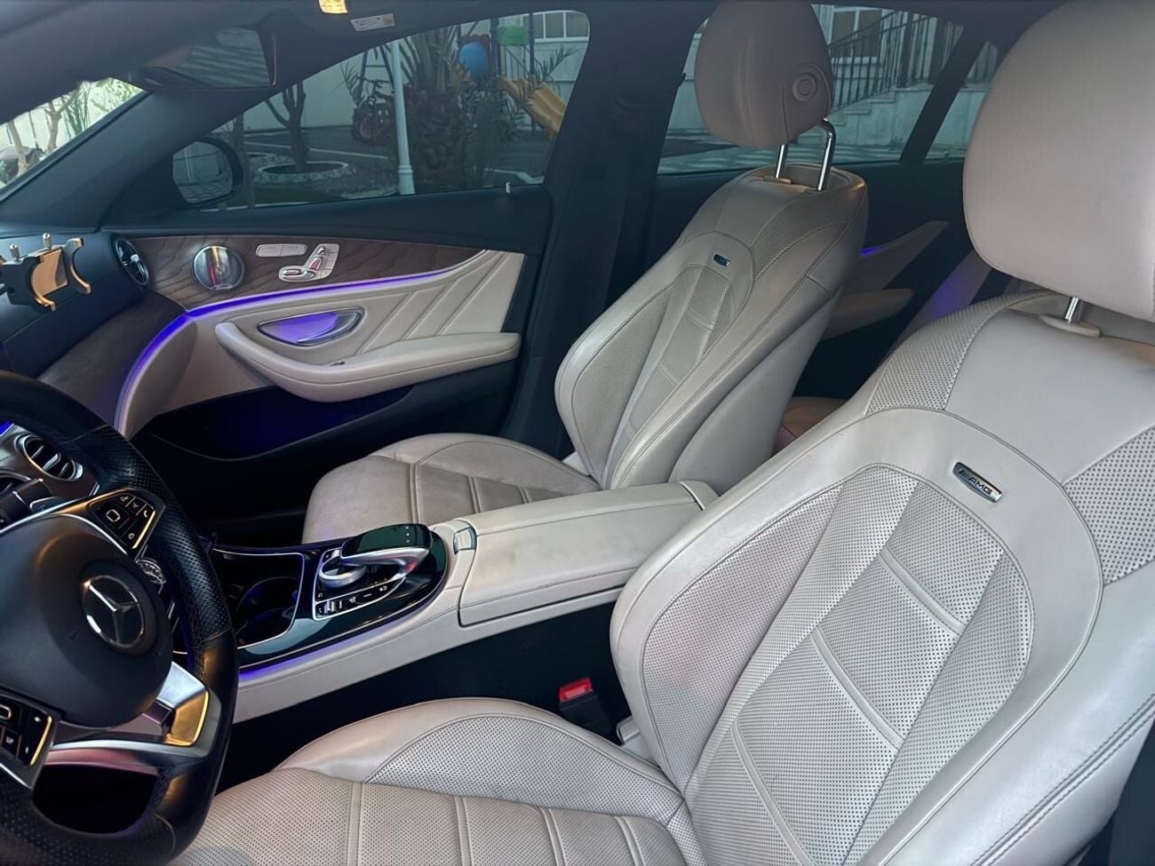 مرسيدس بنز E 43 AMG